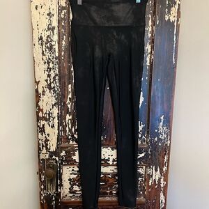 Women’s Spanx Black Foil Leggings. EUC. XS.